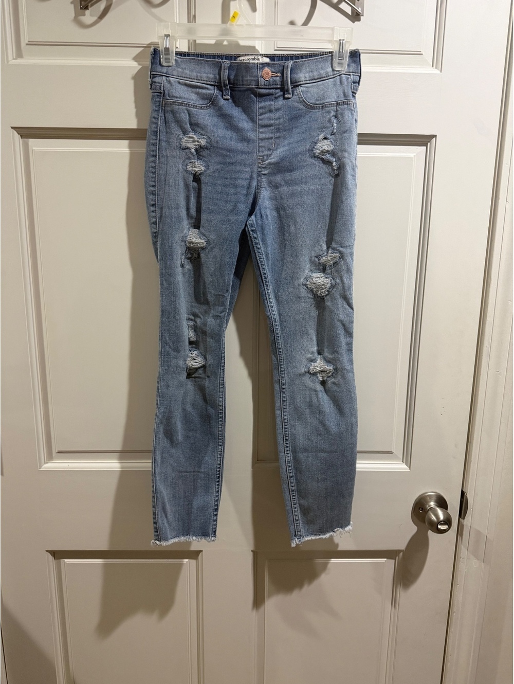 Abercrombie Kids Light Wash Distressed High-Rise Ankle Jean Leggings Size 13/14